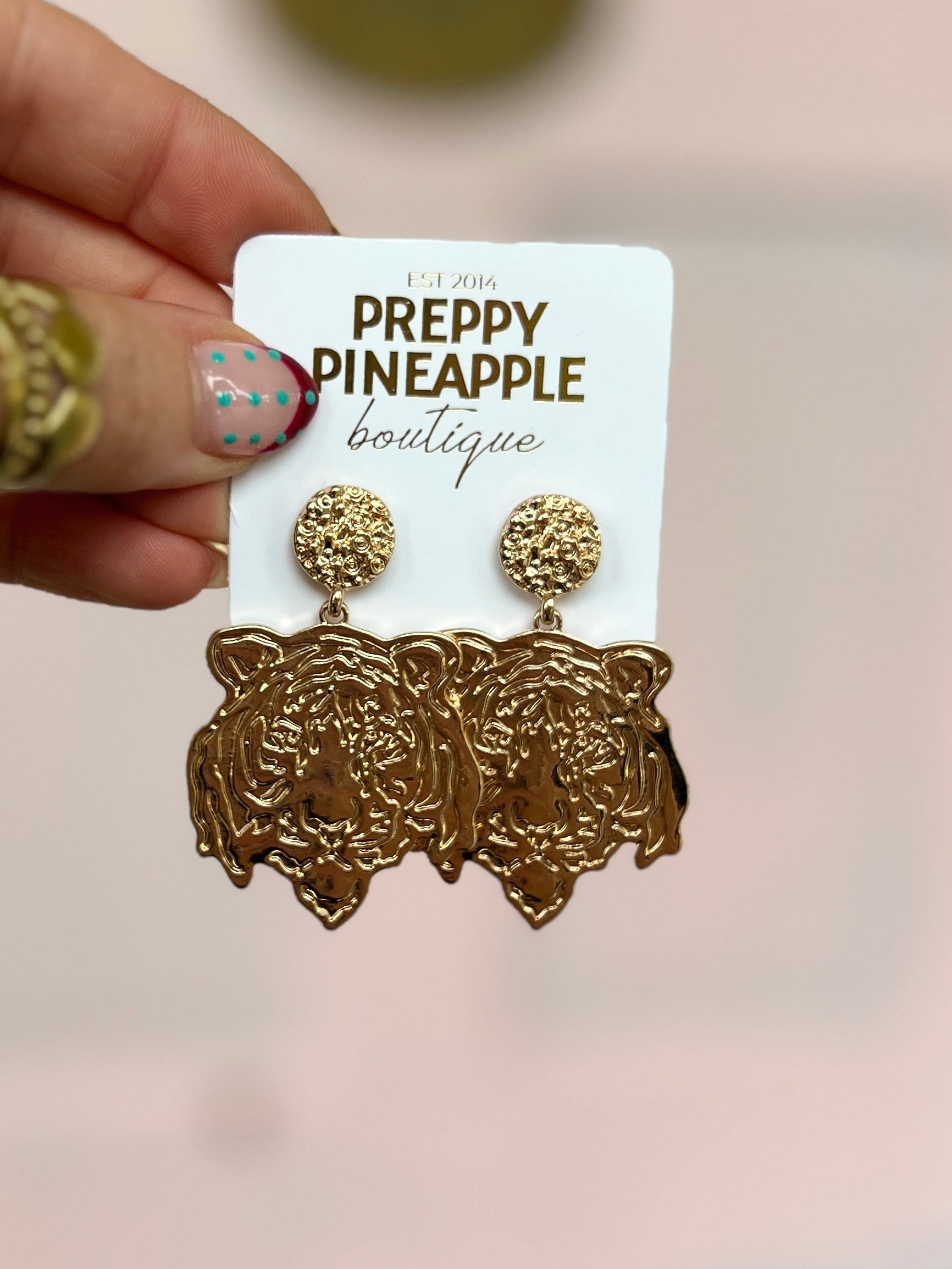 Tiger Textured Plate Earrings - Gold