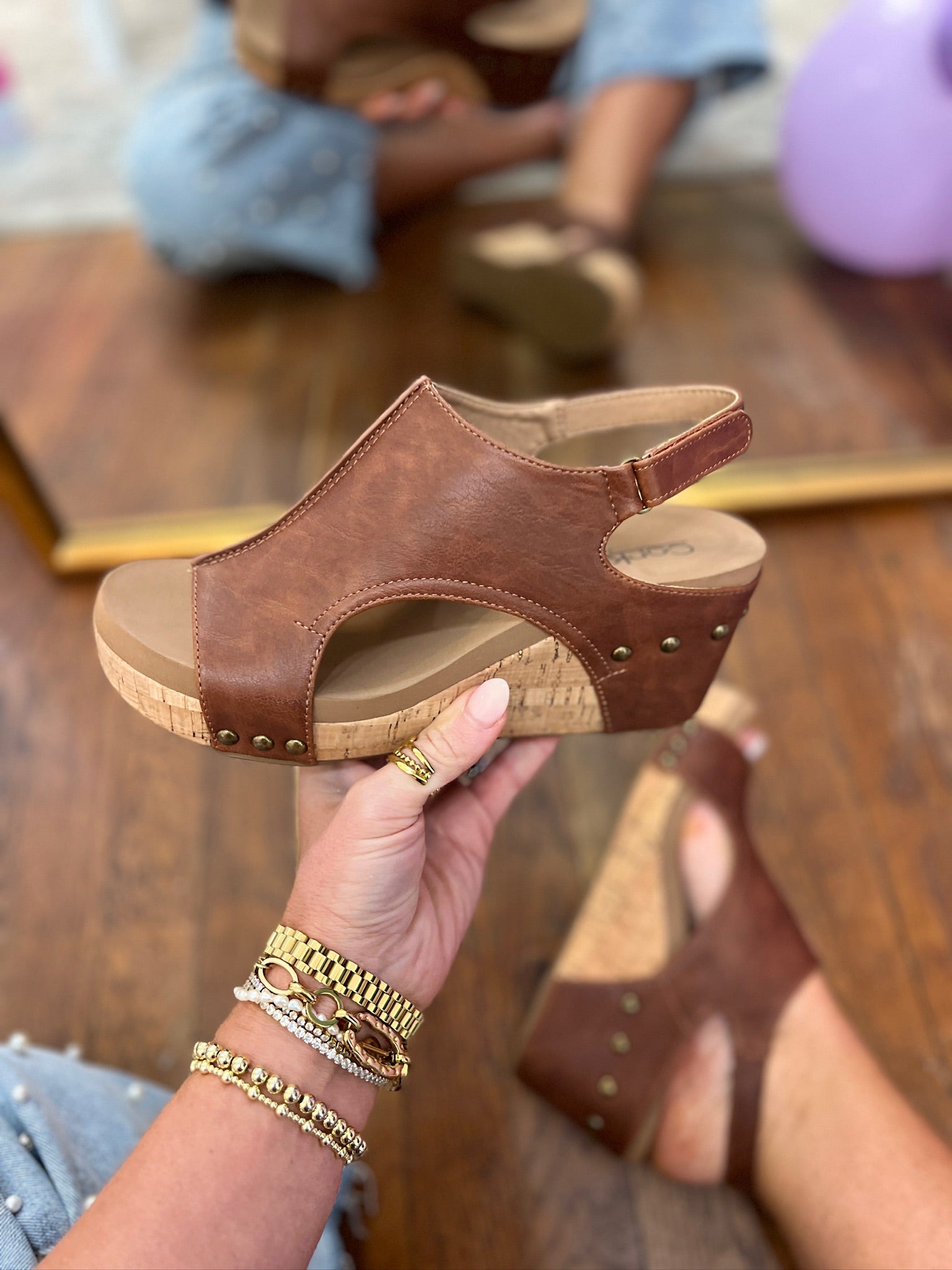 Corkys| Carley - Whiskey Smooth