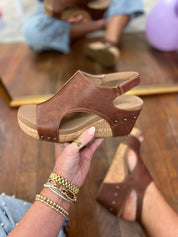 Corkys| Carley - Whiskey Smooth