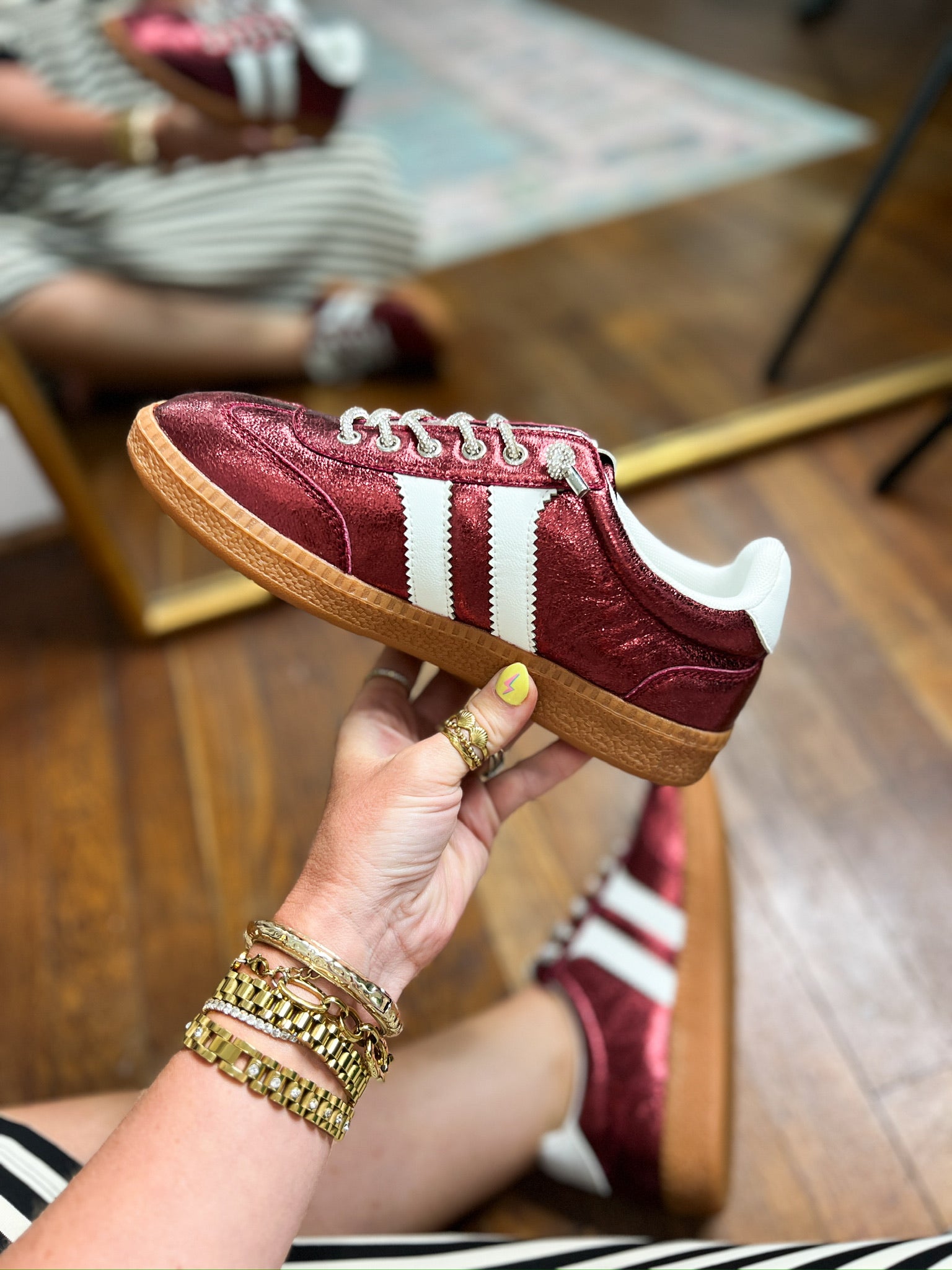 Corkys | Heads Up - Burgundy Metallic