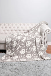 Smile Patterned Reversible Blanket