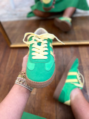 Corkys | Heads Up - Green