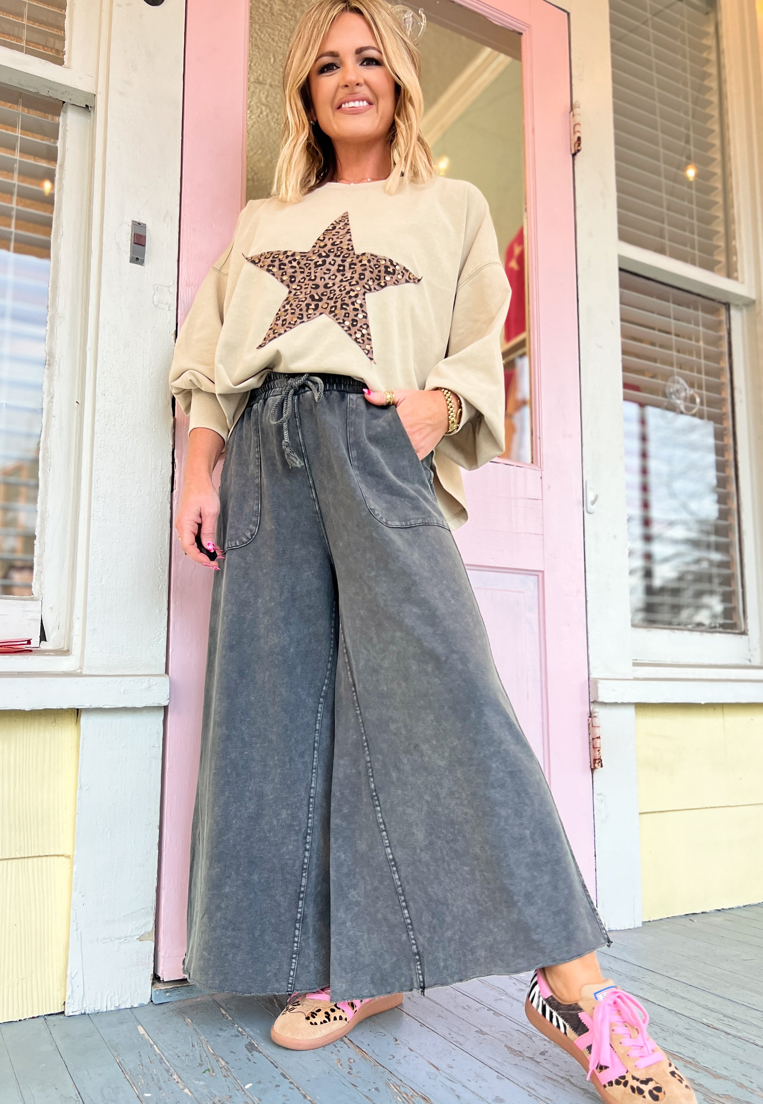 Feeling Spontaneous Wide Leg Pants - Black