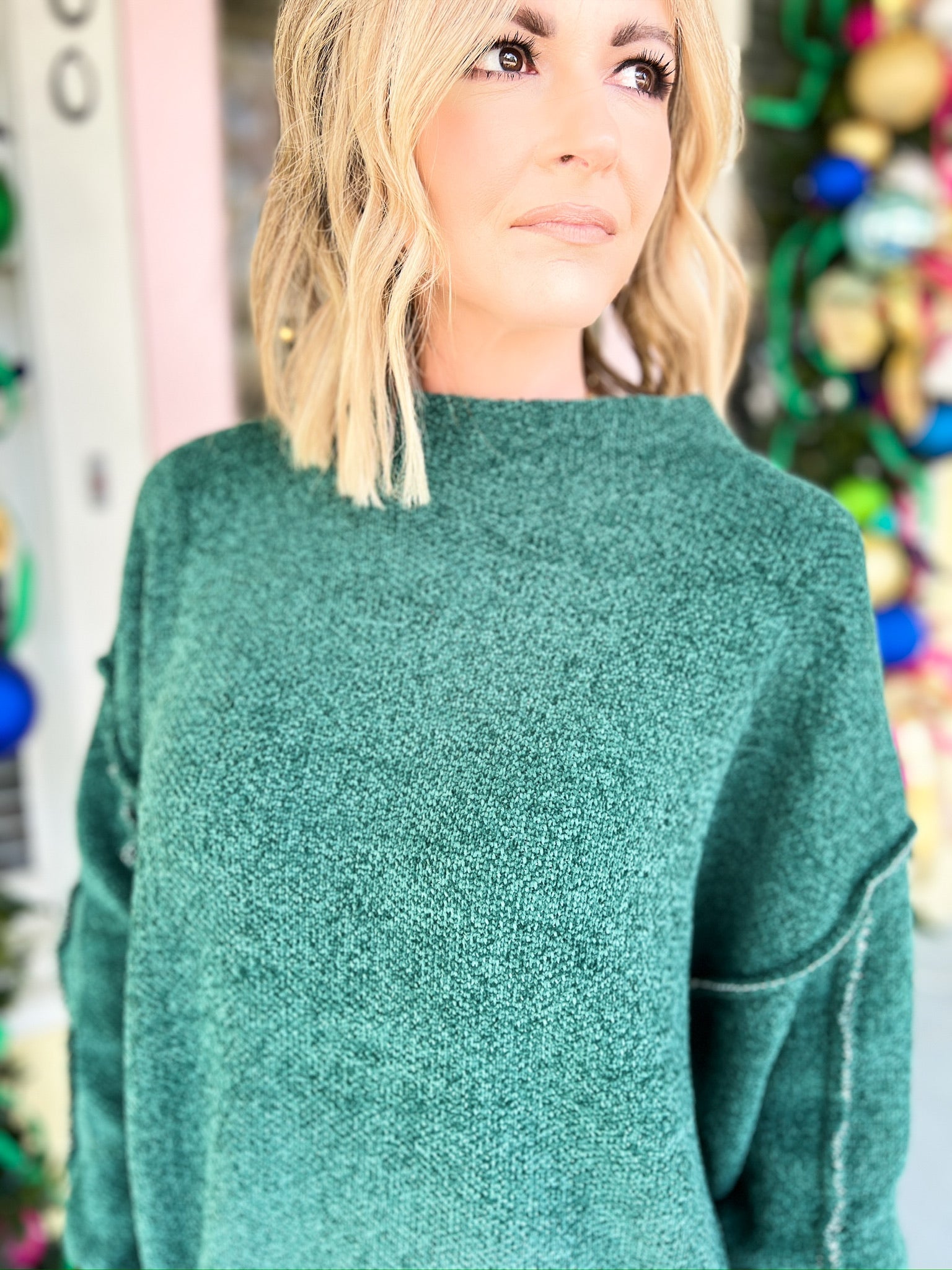 Crisp Breeze Mock Neck Sweater - Hunter Green
