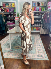 She's Got Grace Floral Dress - Brown