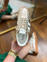 Corkys | Heads Up - Gold Metallic