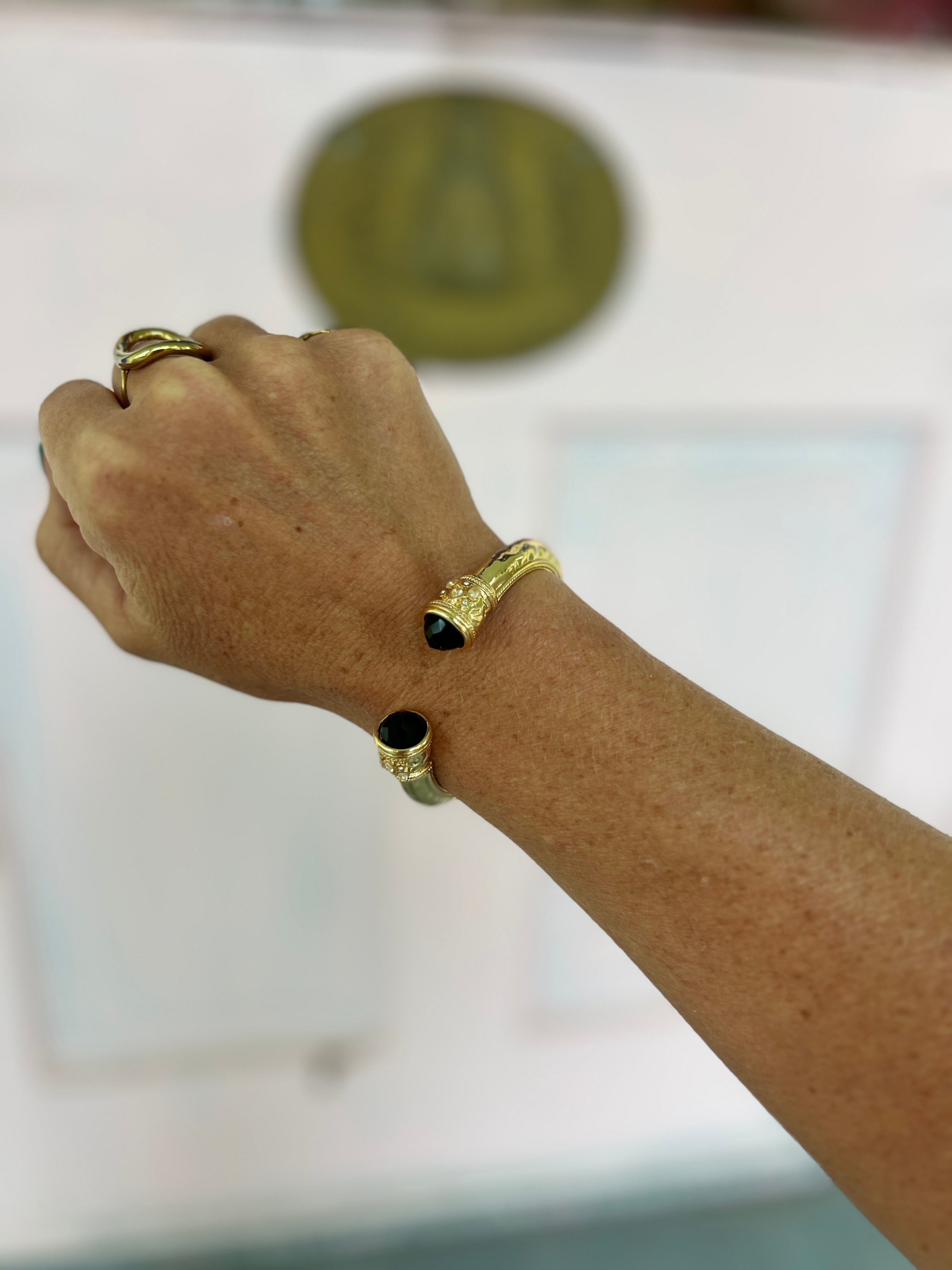 Jewel End Antique Cuff Bracelet-Jet