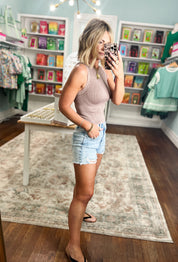 Breathe Deeper Ribbed Seamless Tank - Cocoa