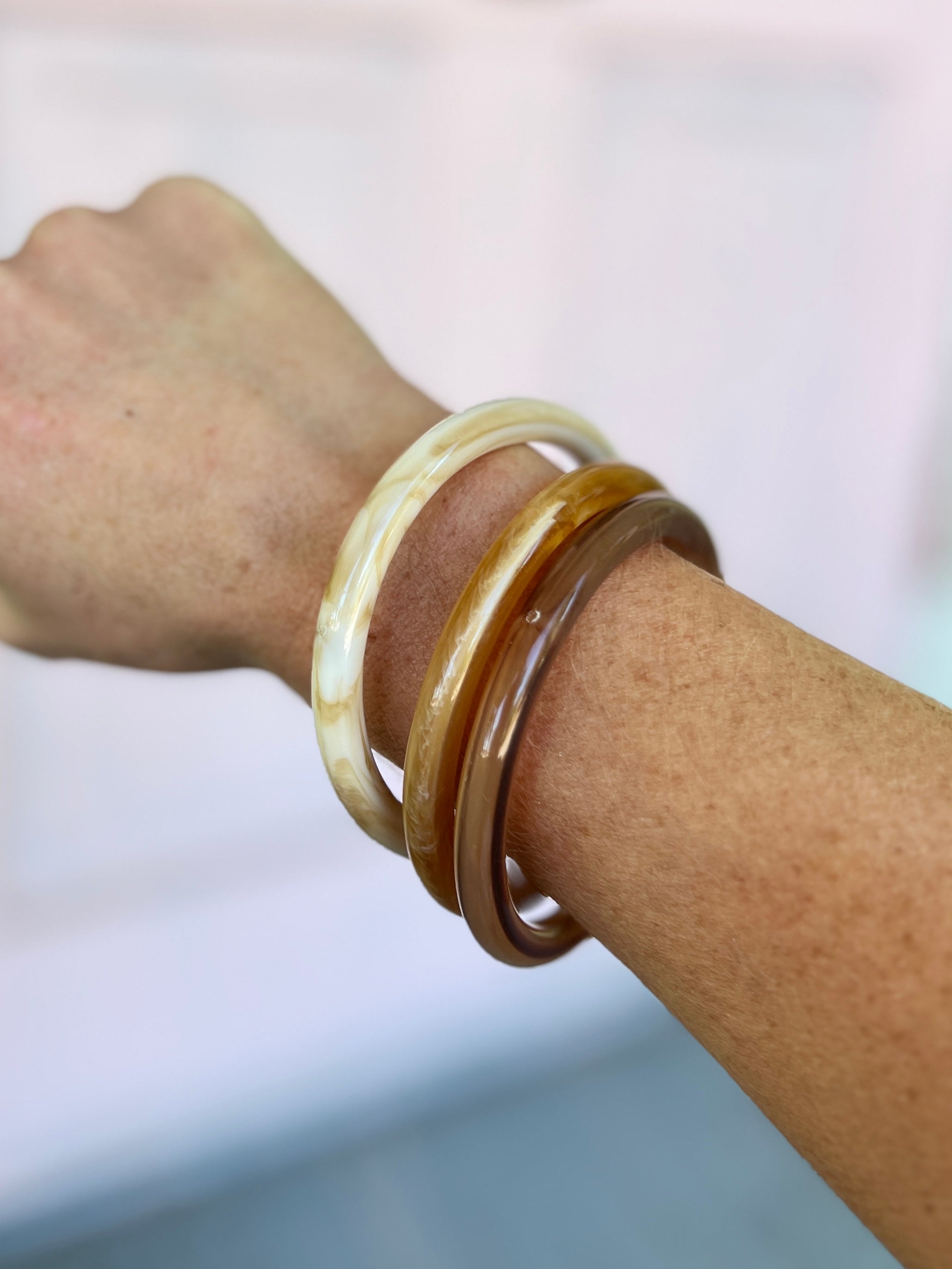 Acrylic Bangle Bracelet Set