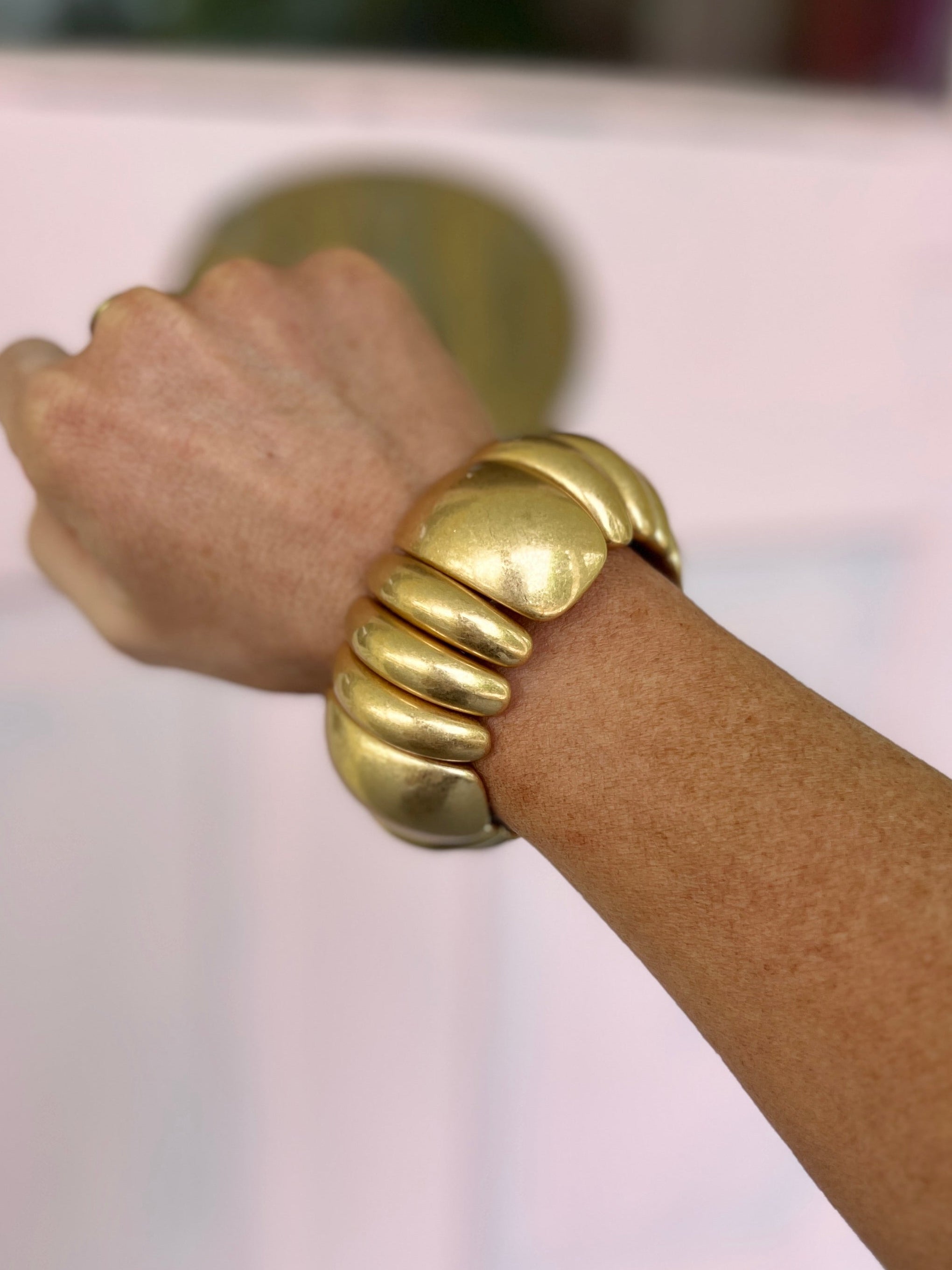 Dome Shaped CCB Stretch Bracelet - Vintage Gold