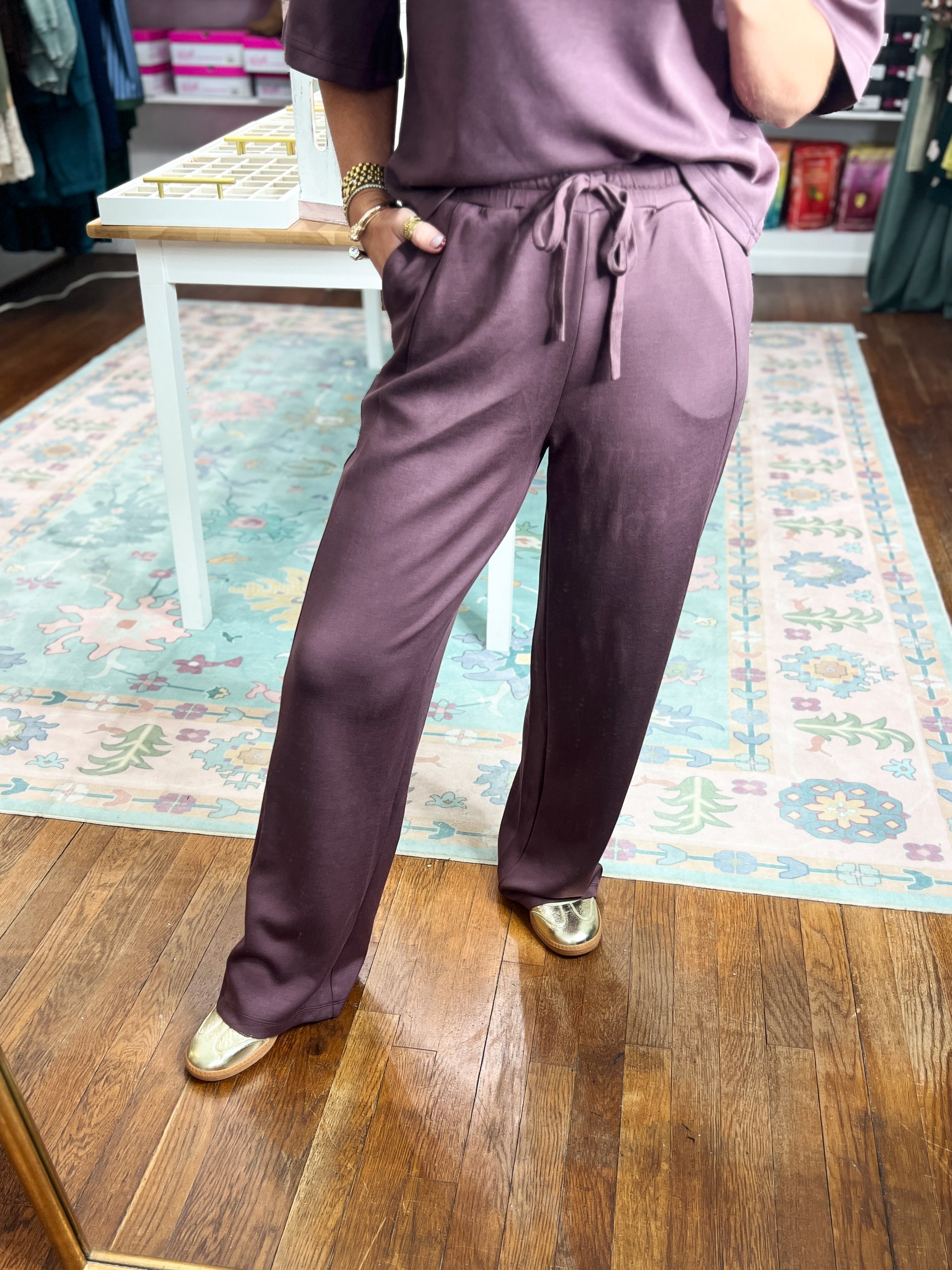 Good Sport Elastic Waist Straight Leg Pants - Cocoa