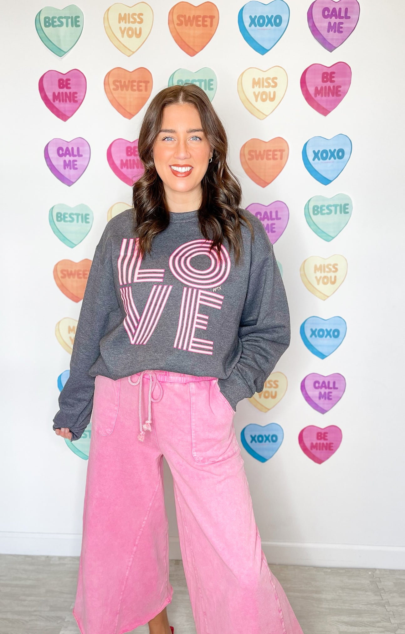 Retro LOVE Sweatshirt