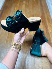 Corkys| Put A Bow On It - Evergreen Velvet