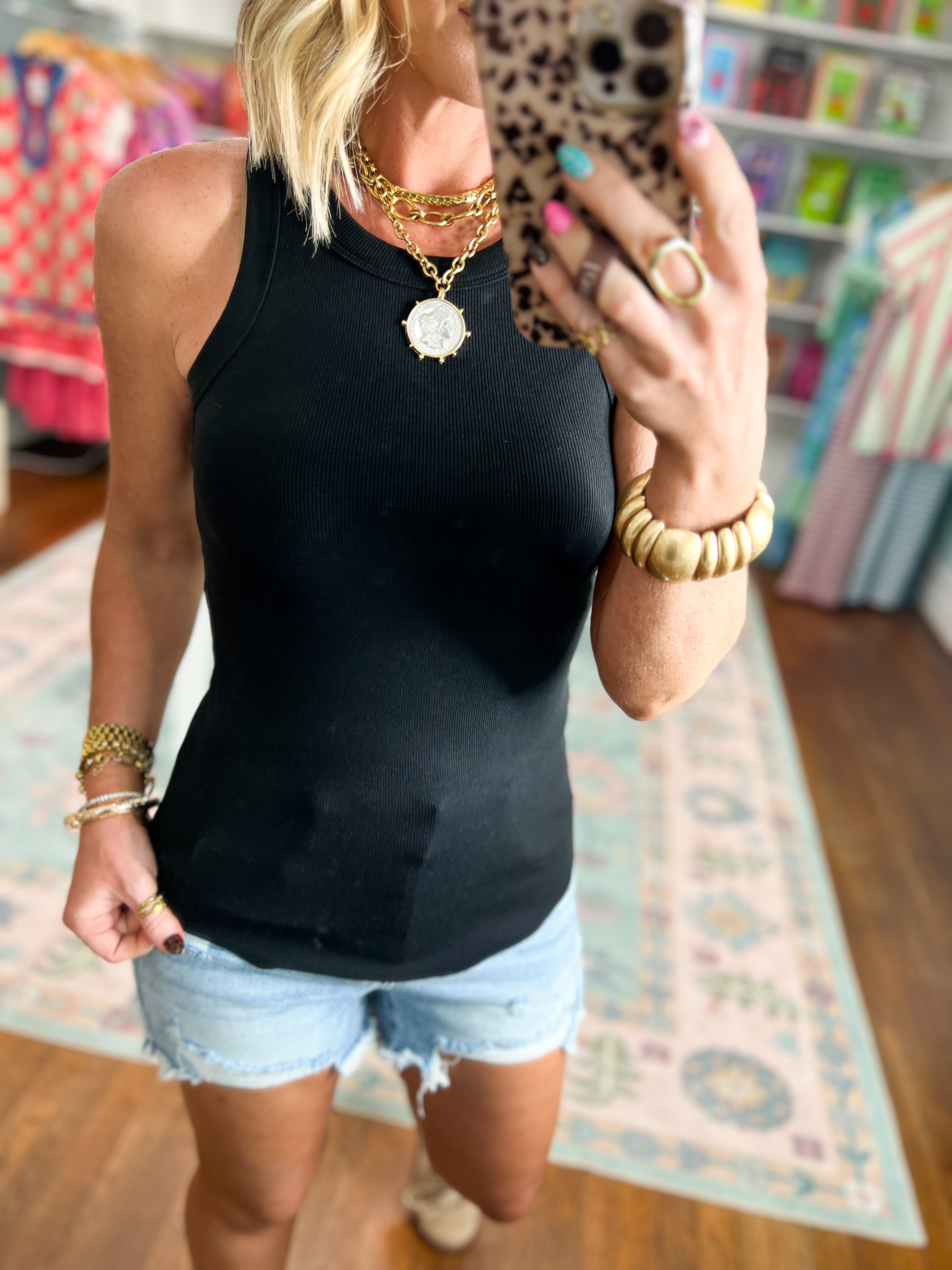 Lakeside Breeze Crew Neck Ribbed Knit Tank Top - Black