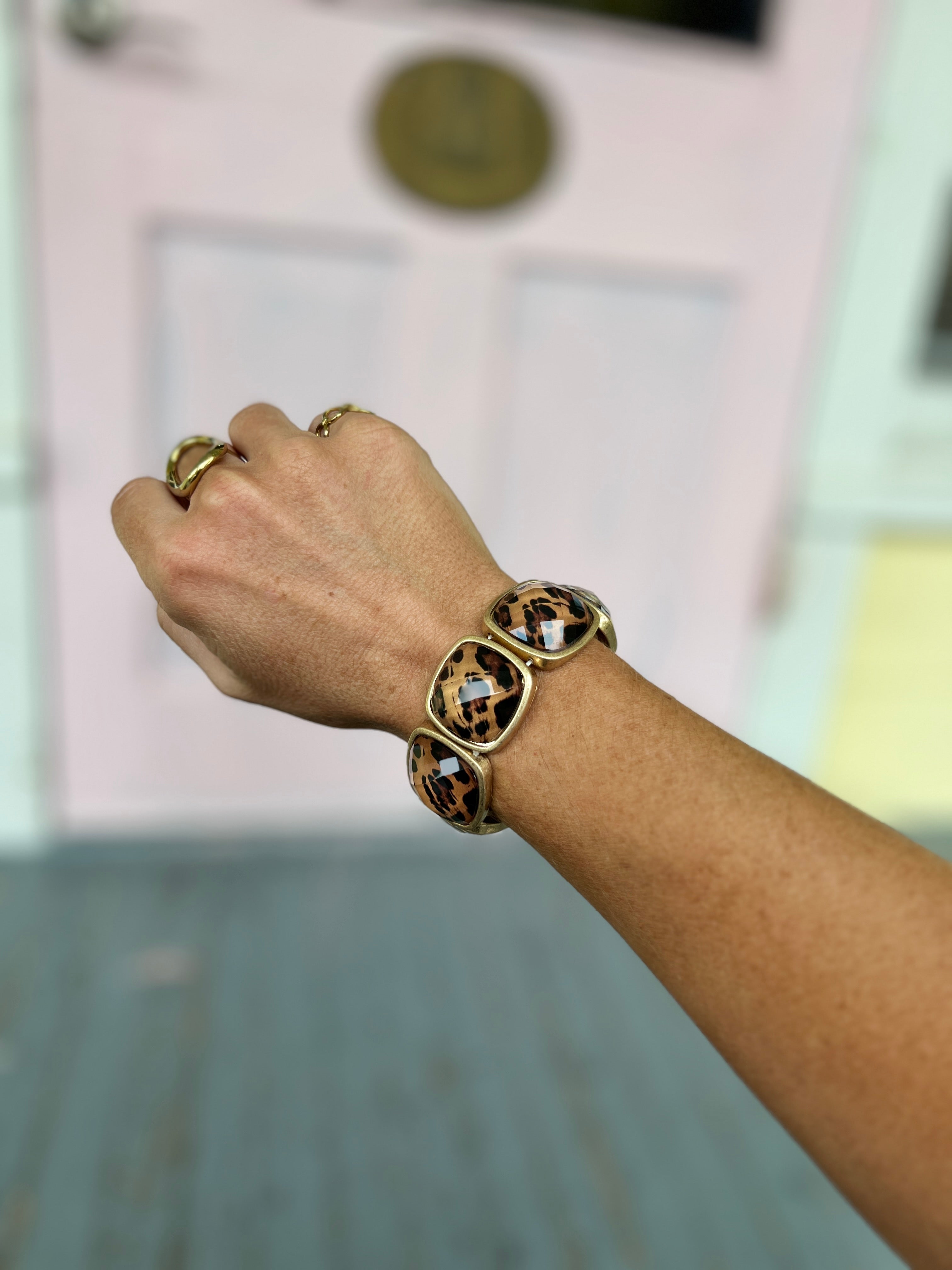 Animal Pattern Faceted Stretch Bracelet - Leopard/Gold