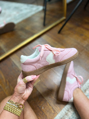Corkys | Spoiler Alert Sneakers - Light Pink