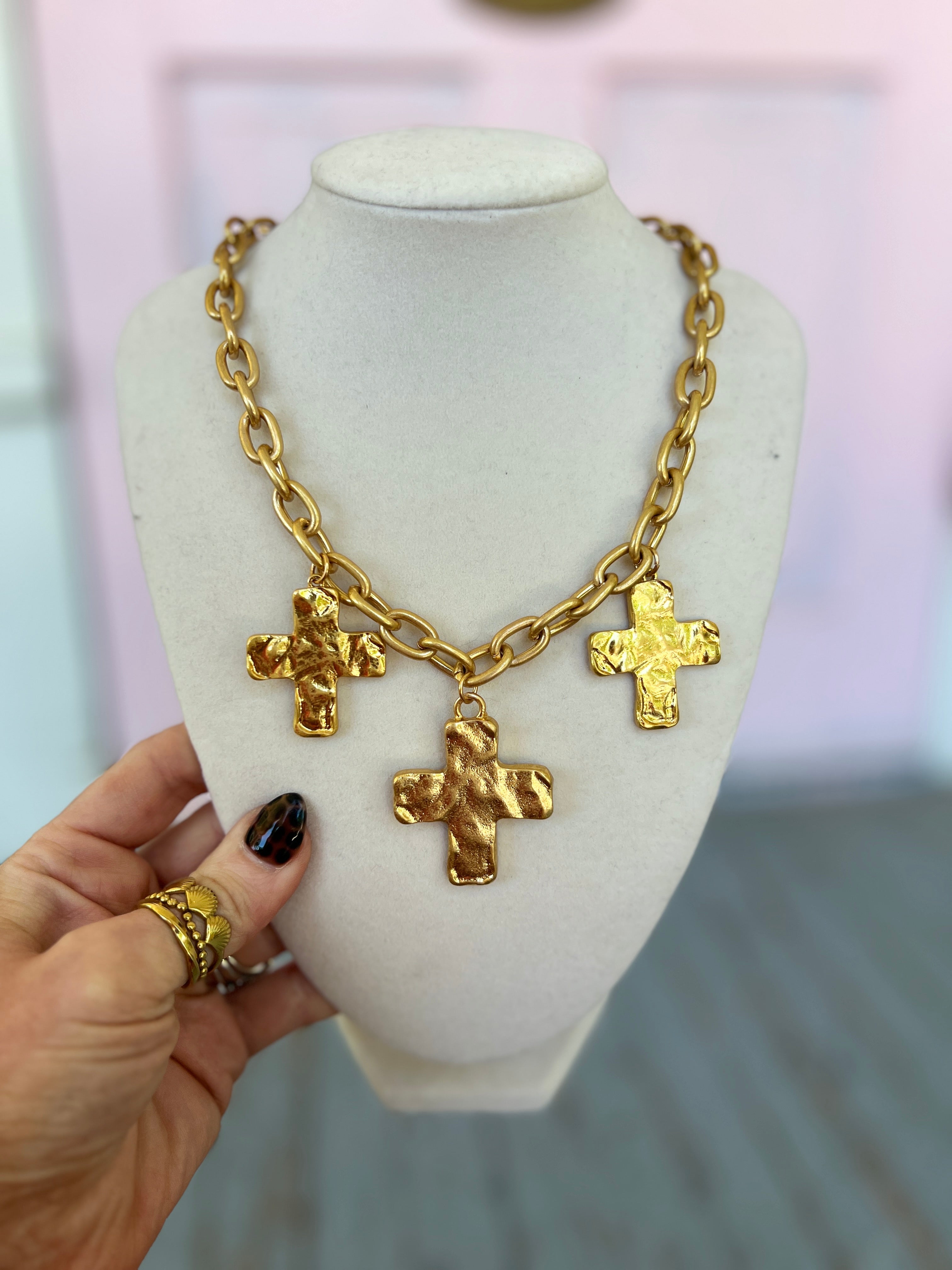 Hammered Charm Necklace Set - Cross