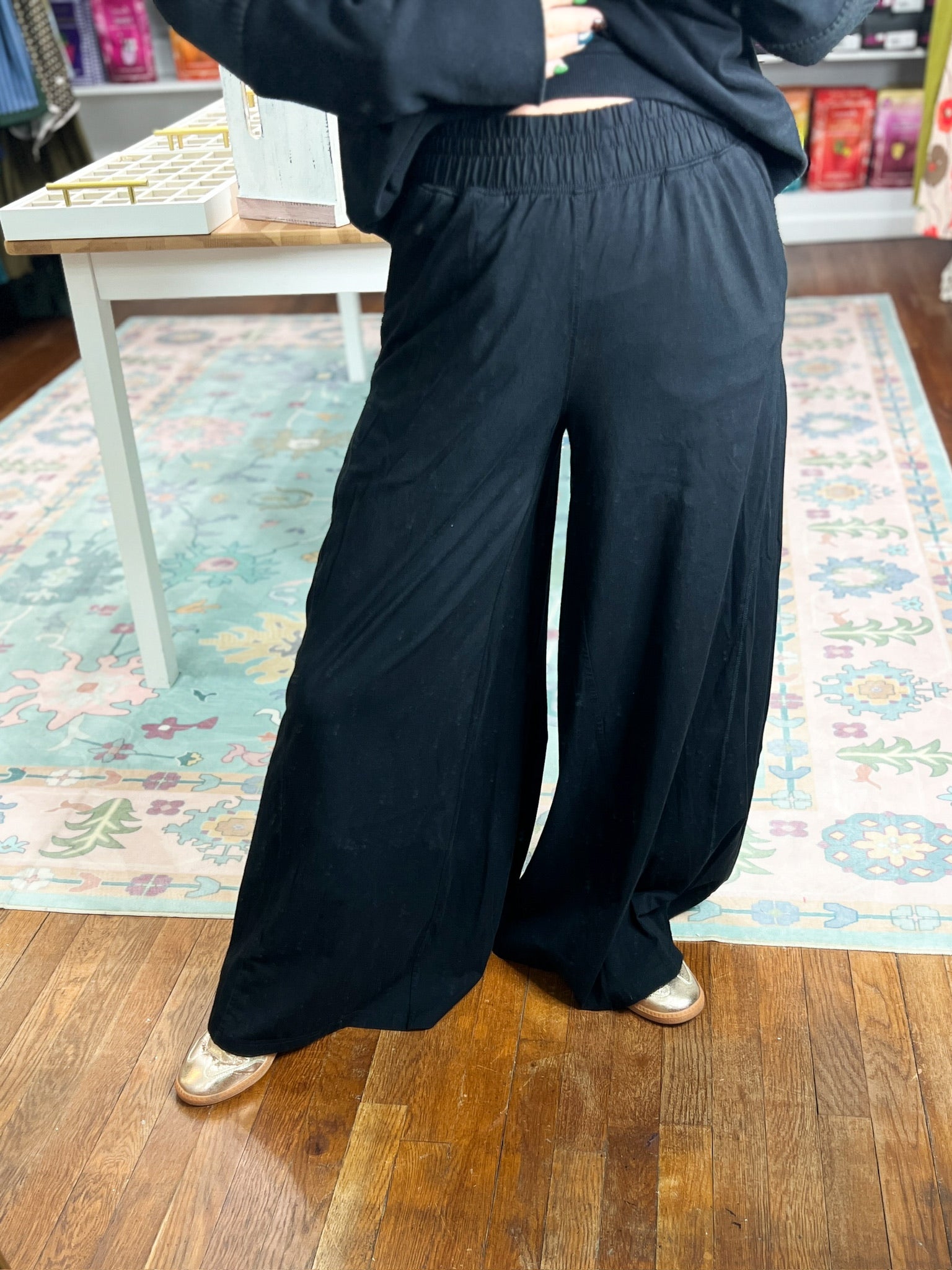 Make It Your Own Textured Sleeve Set - Black