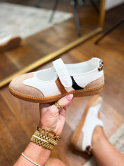 Corkys | Calm Down - Sand