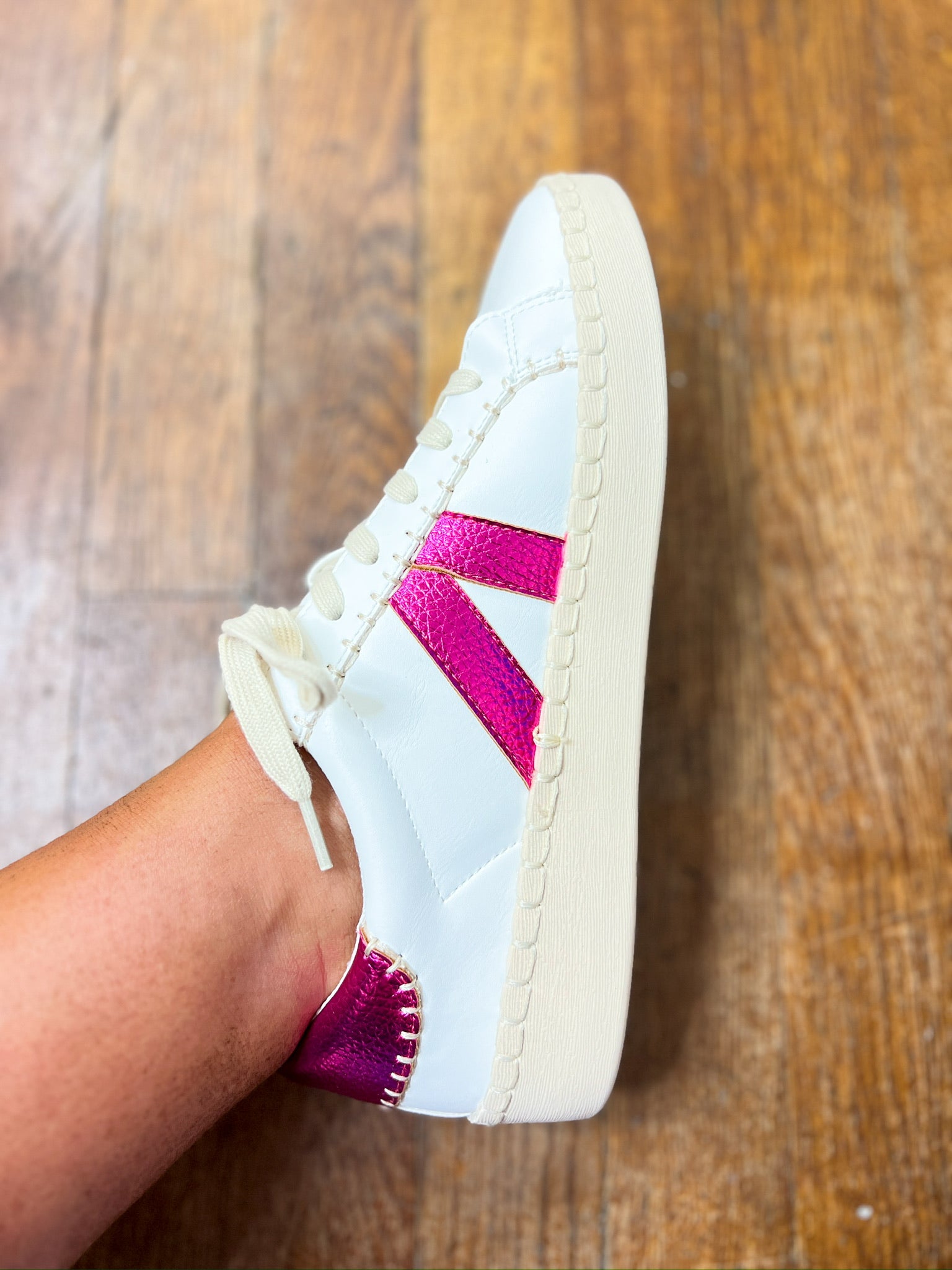 Corkys Friend Zone Sneakers - White Pink