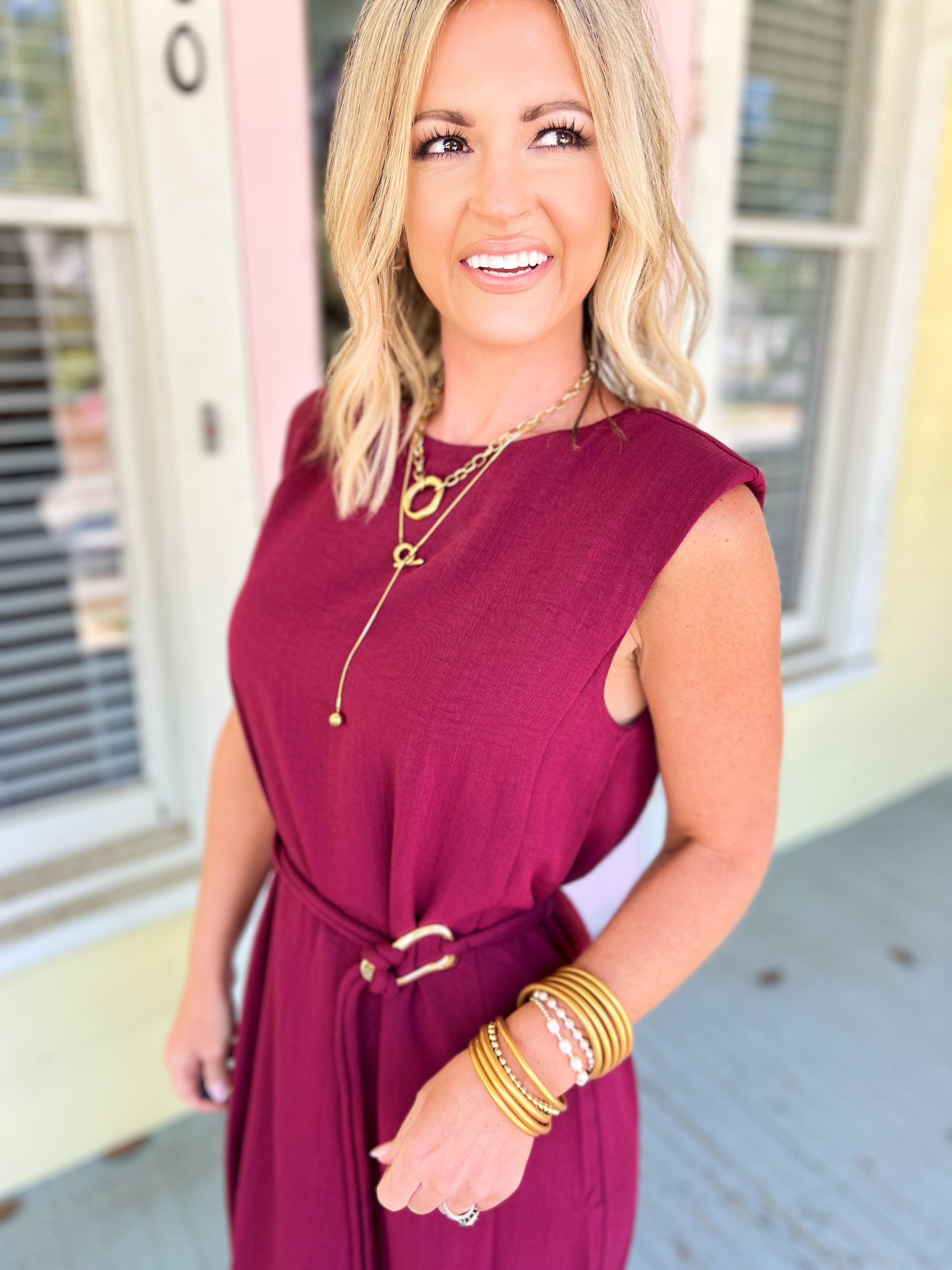Effortlessly Delightful Midi Dress Burgundy – Preppy Pineapple