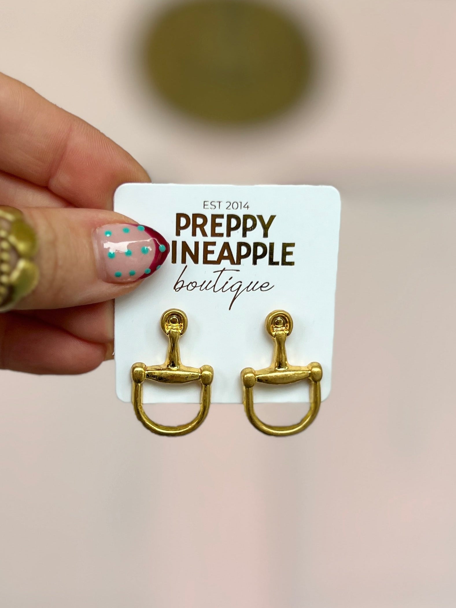 Horsebit Earrings - Gold