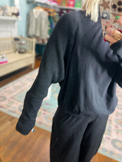 Make It Your Own Textured Sleeve Set - Black