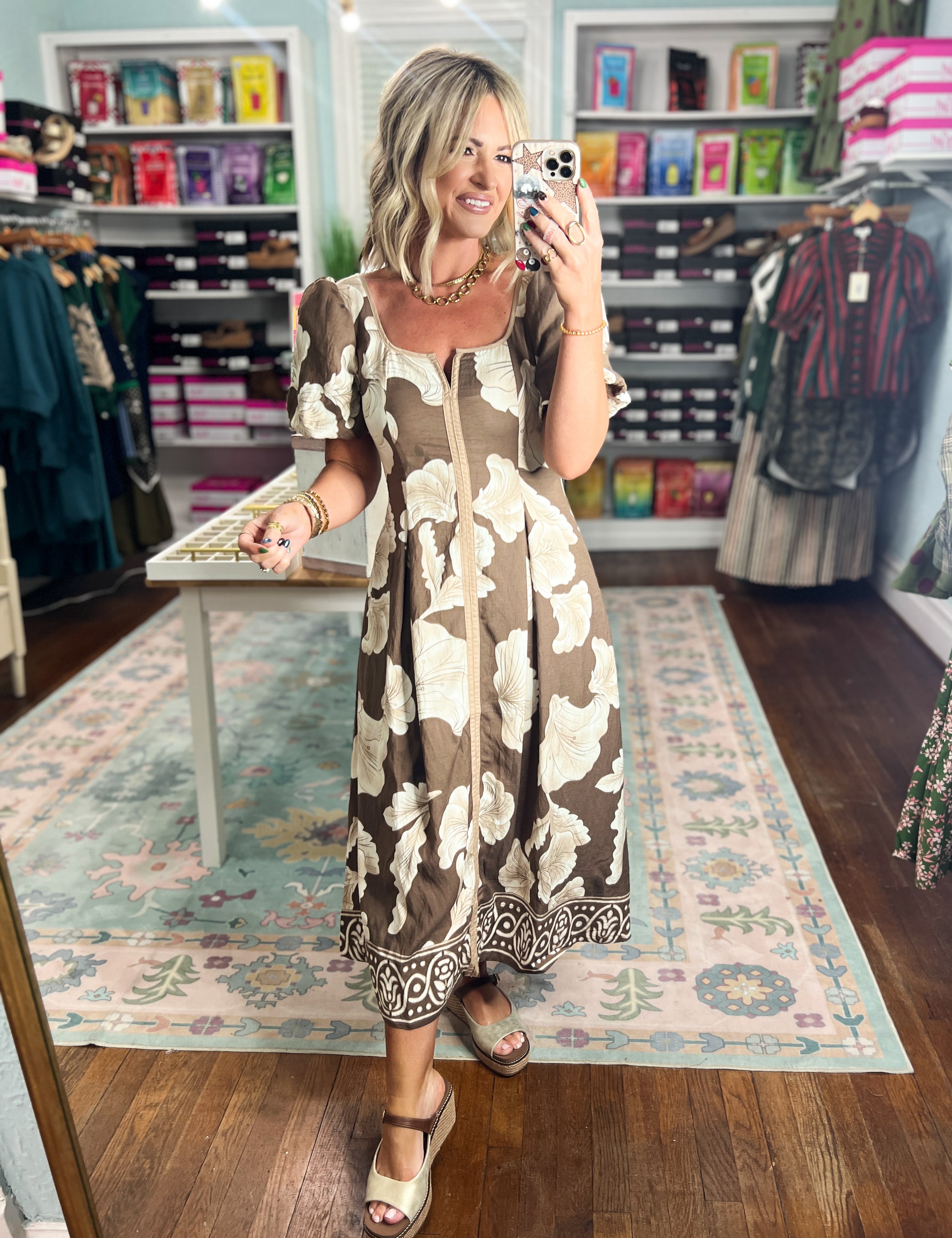 Brown and cream floral midi dress, gathered look, short puff sleeves