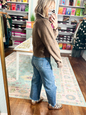 Wondering About the Wind Fleece Pullover - Mocha