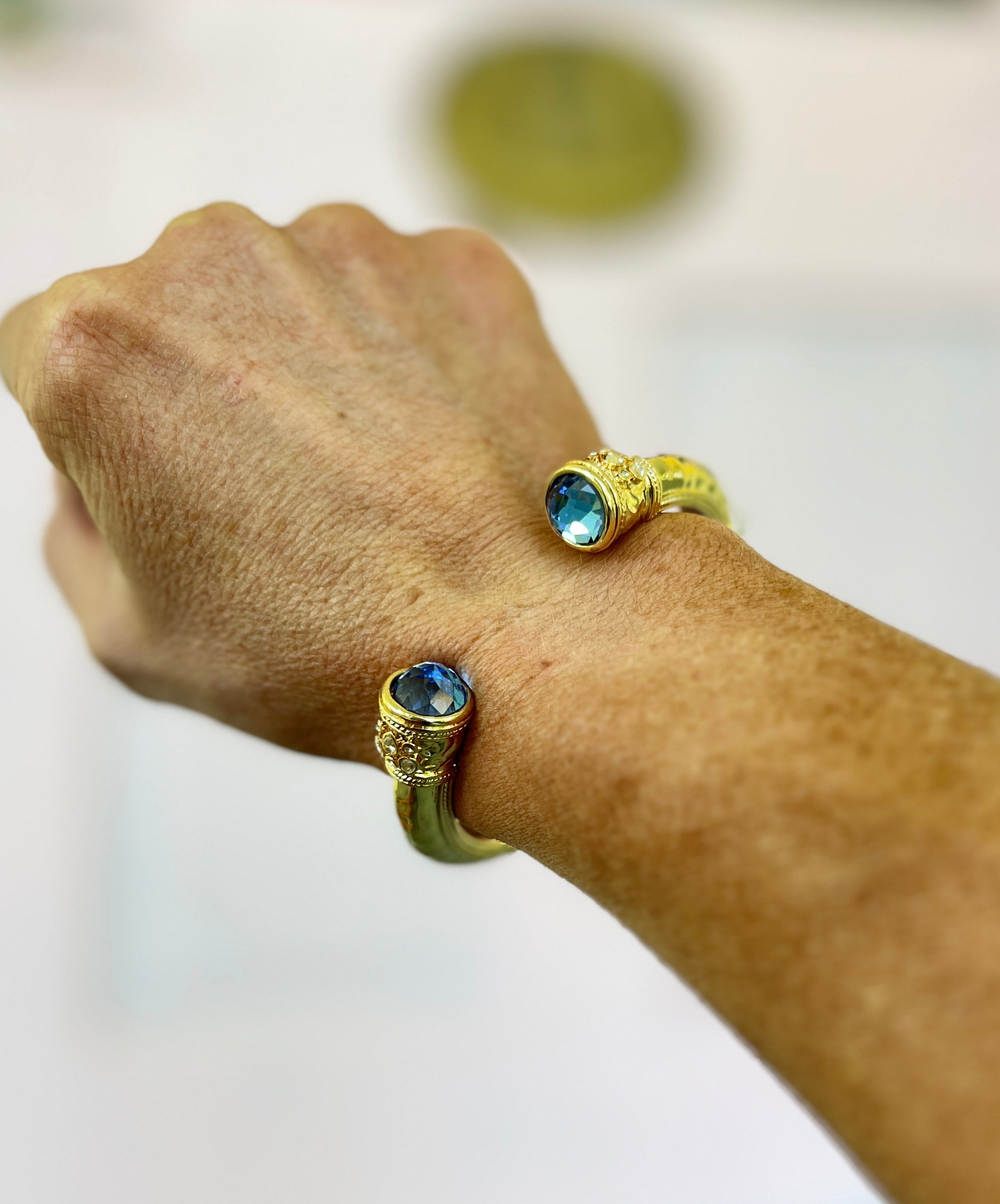 Jewel End Antique Cuff Bracelet- Sapphire