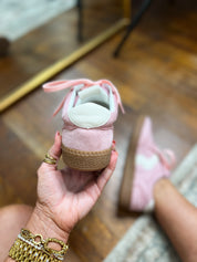 Corkys | Spoiler Alert Sneakers - Light Pink
