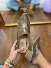 Corkys | Saloon - Tan Crackle