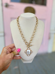 Oval Pearl Necklace Set