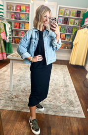 A Clear Mind Midi Dress - Black