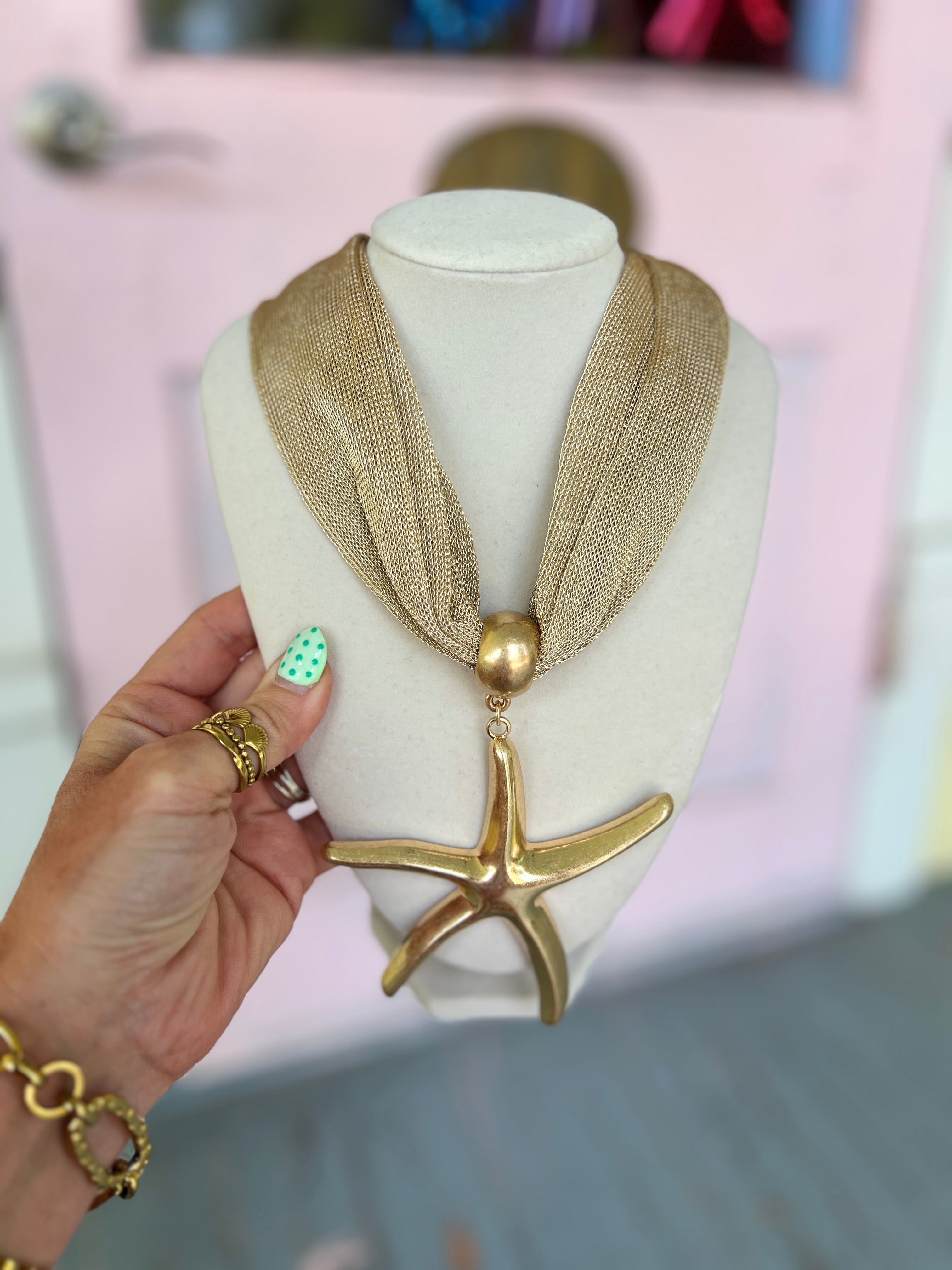 Starfish Mesh Necklace