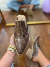 Corkys | Saloon - Tan Crackle