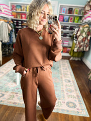 Effortless Fit Luxe Crew Neck TOP - Chestnut