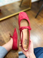 Corkys | Layover -Red