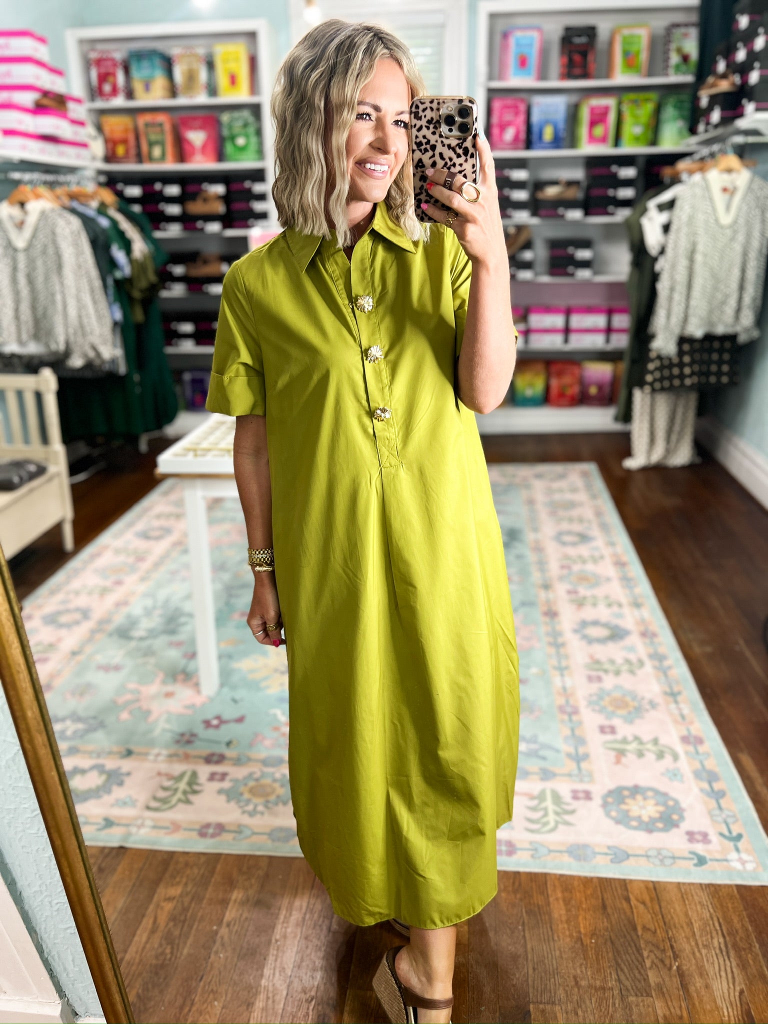 Martini olive midi shirt dress with collar and visible button details