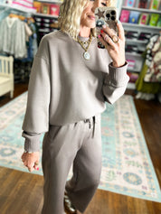 Effortless Fit Luxe Crew Neck TOP - Mocha