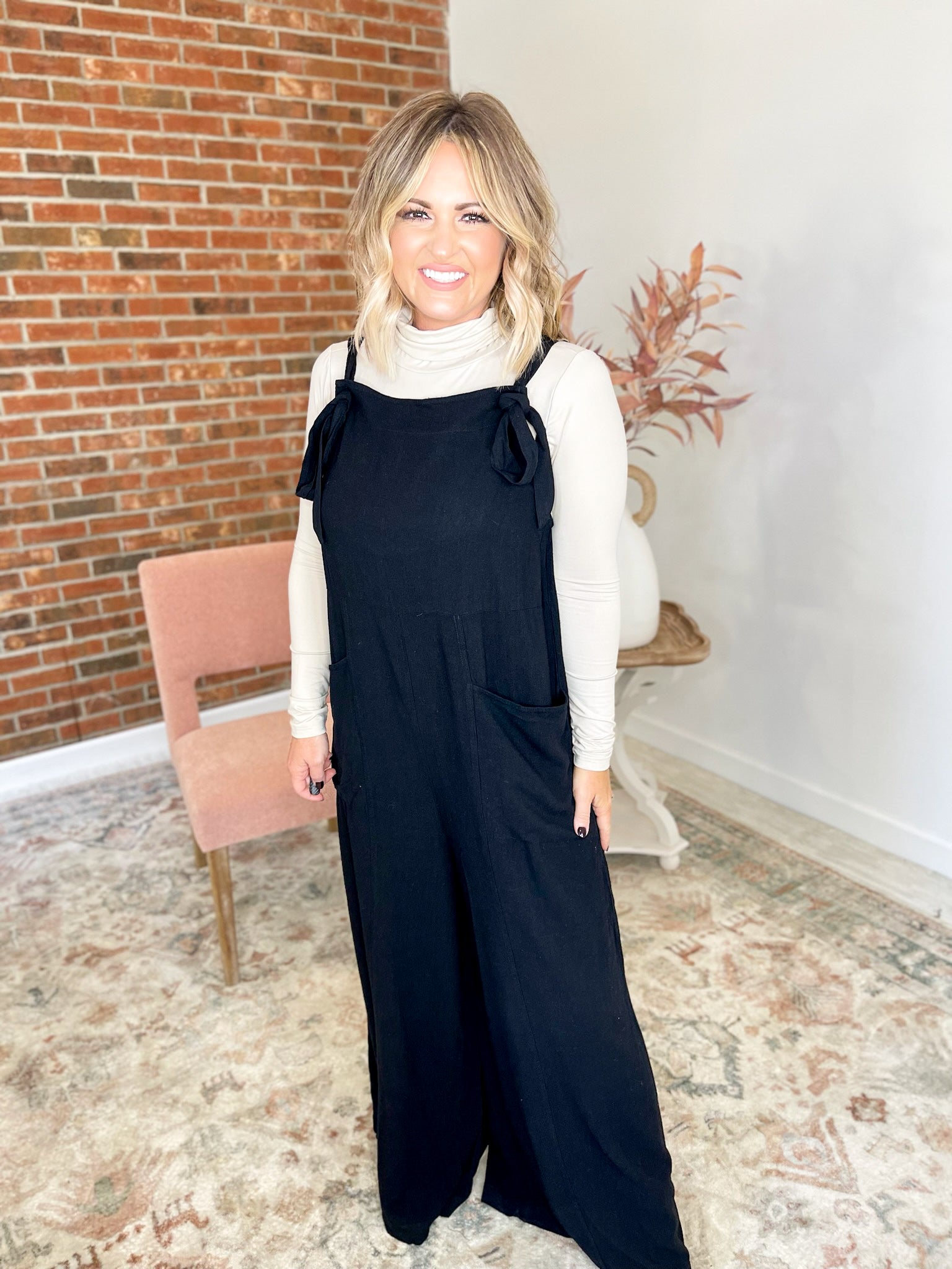 Need a Favor Wide Leg Jumpsuit - Black