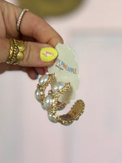 Crystal Oval Pearl Station Hoops - Cream/Gold