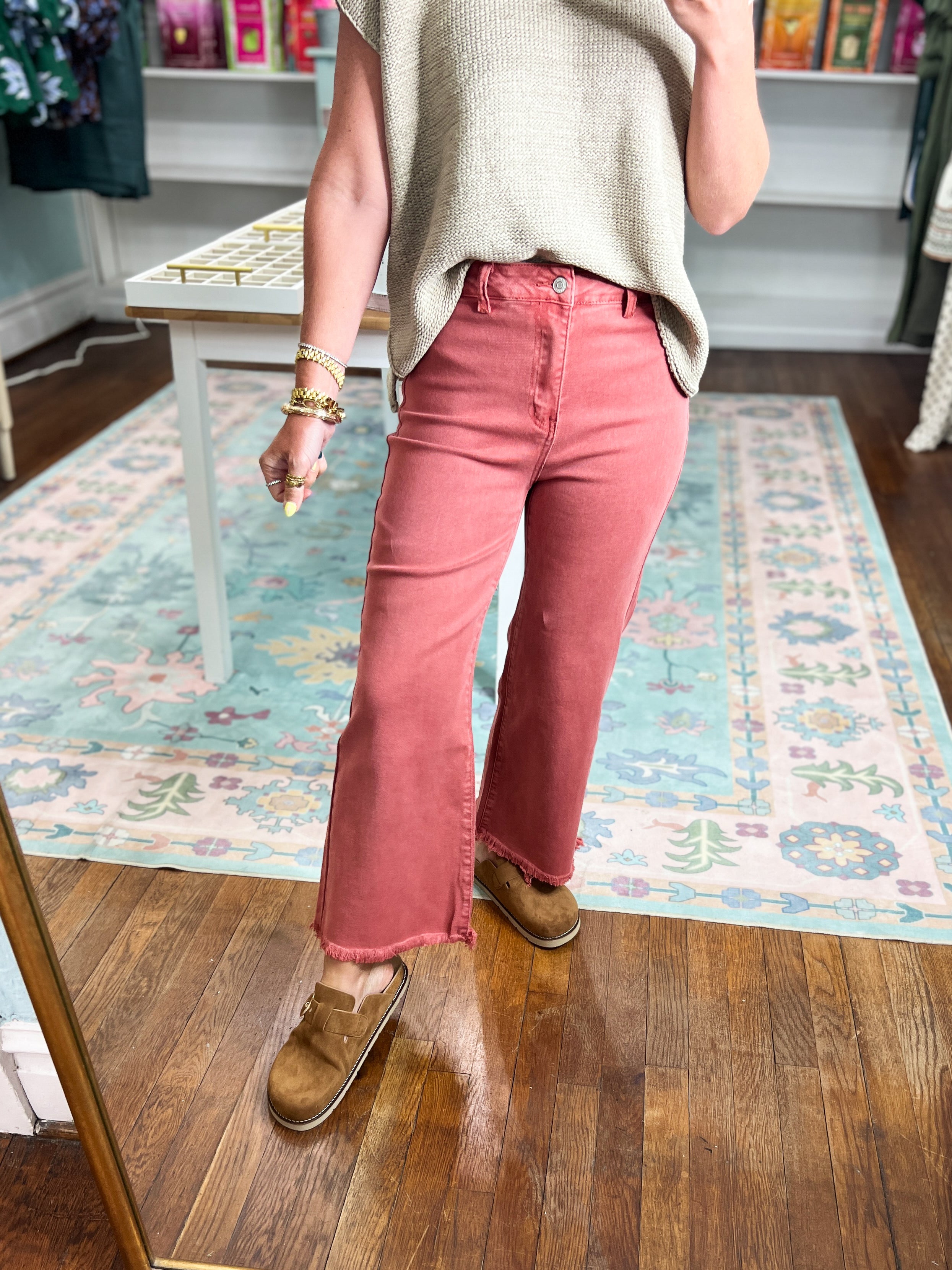 So Delightful Frayed Hem Straight Pants- Cabernet
