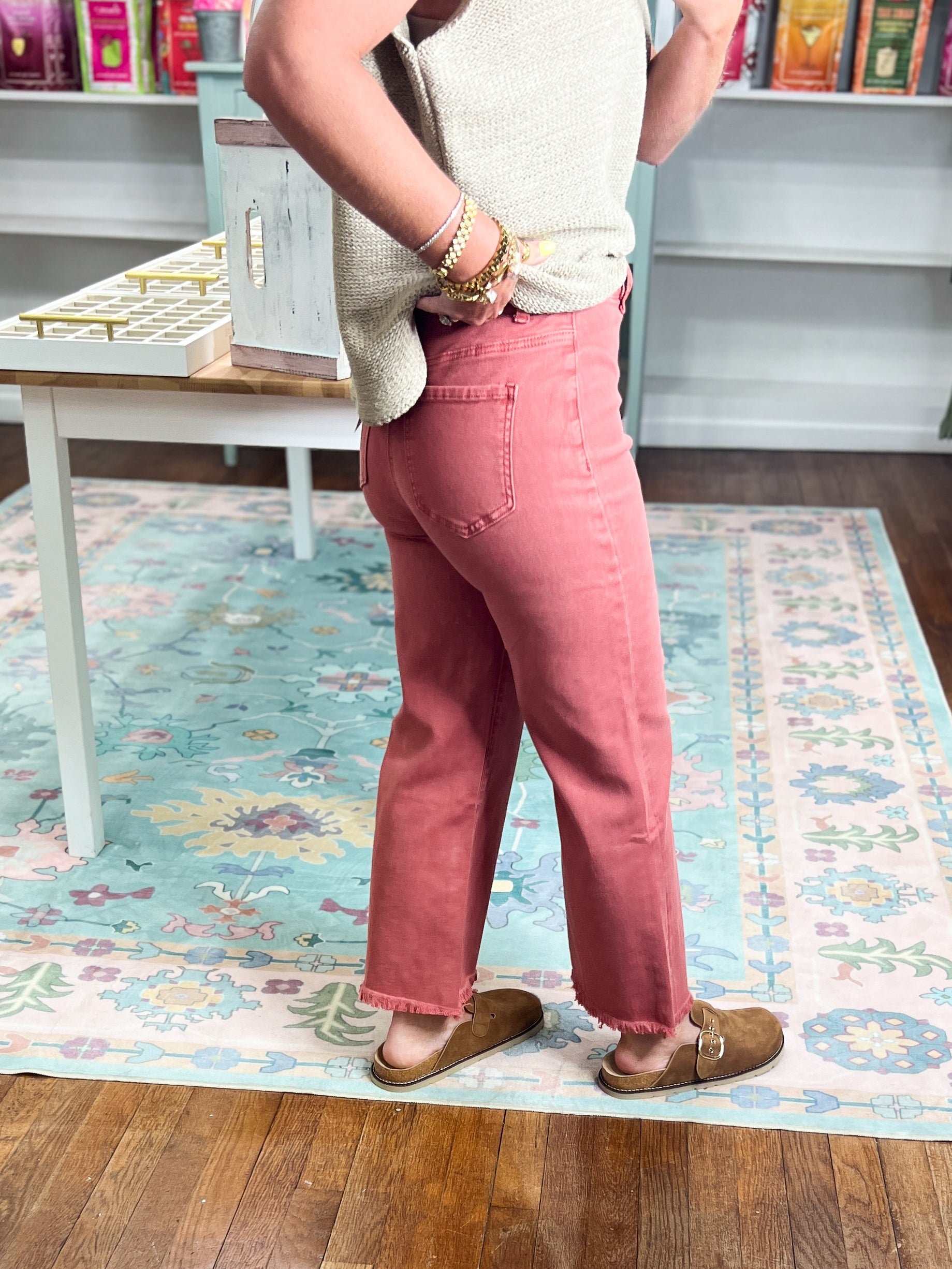 So Delightful Frayed Hem Straight Pants- Cabernet