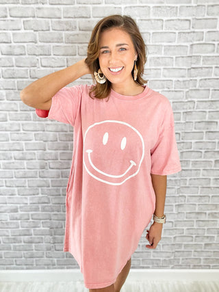 A Reason To Smile T-Shirt Dress - Coral