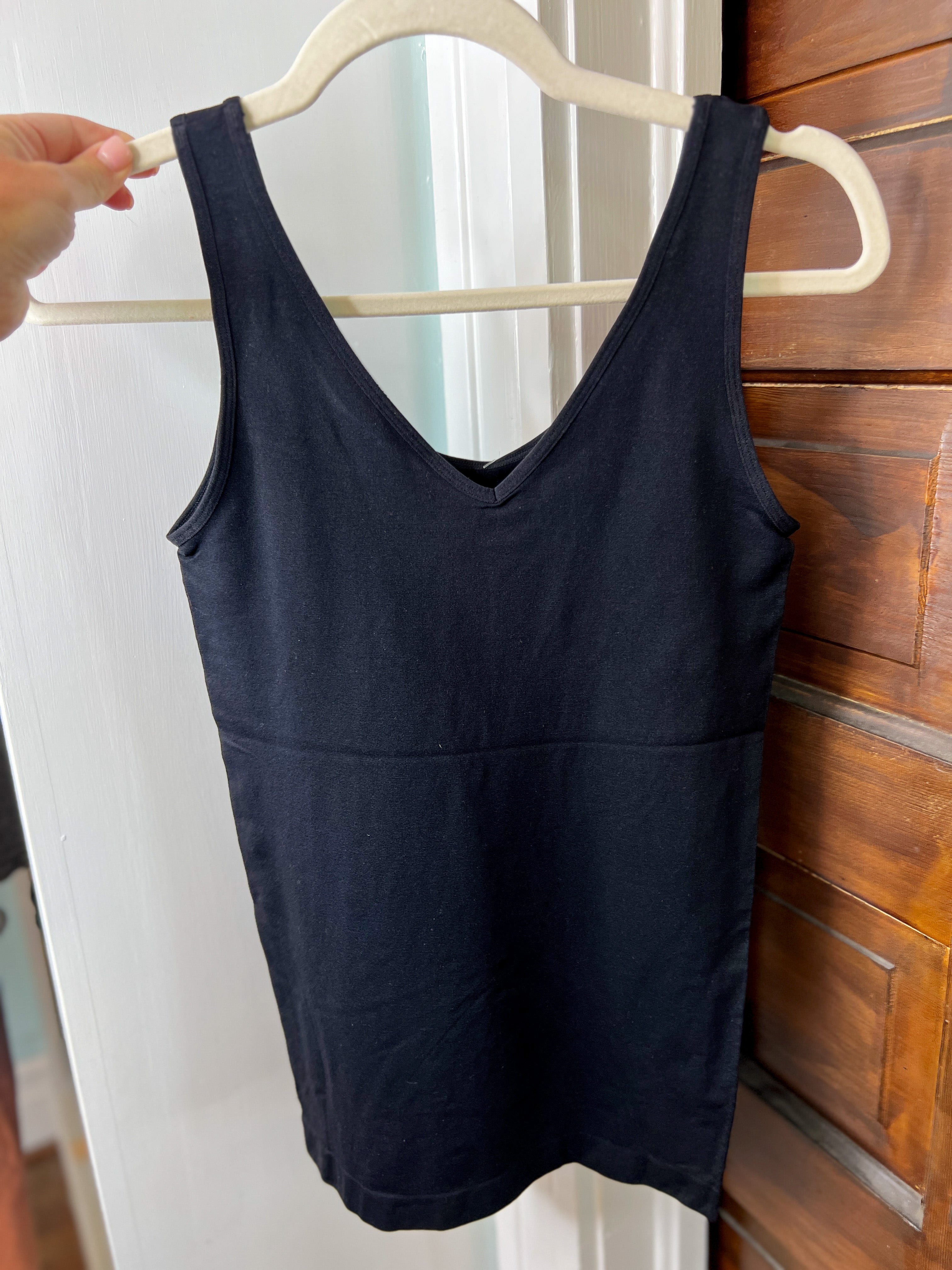 Reversible V or U Neckline Seamless Tank