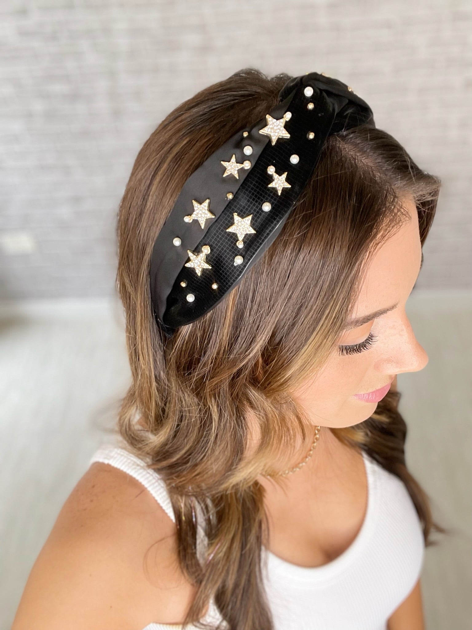 Paved Star & Pearl Headband - Black