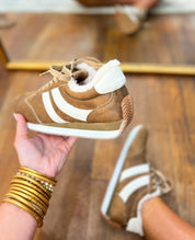 Corkys| Jet Lag Sneaker - Washed Cognac