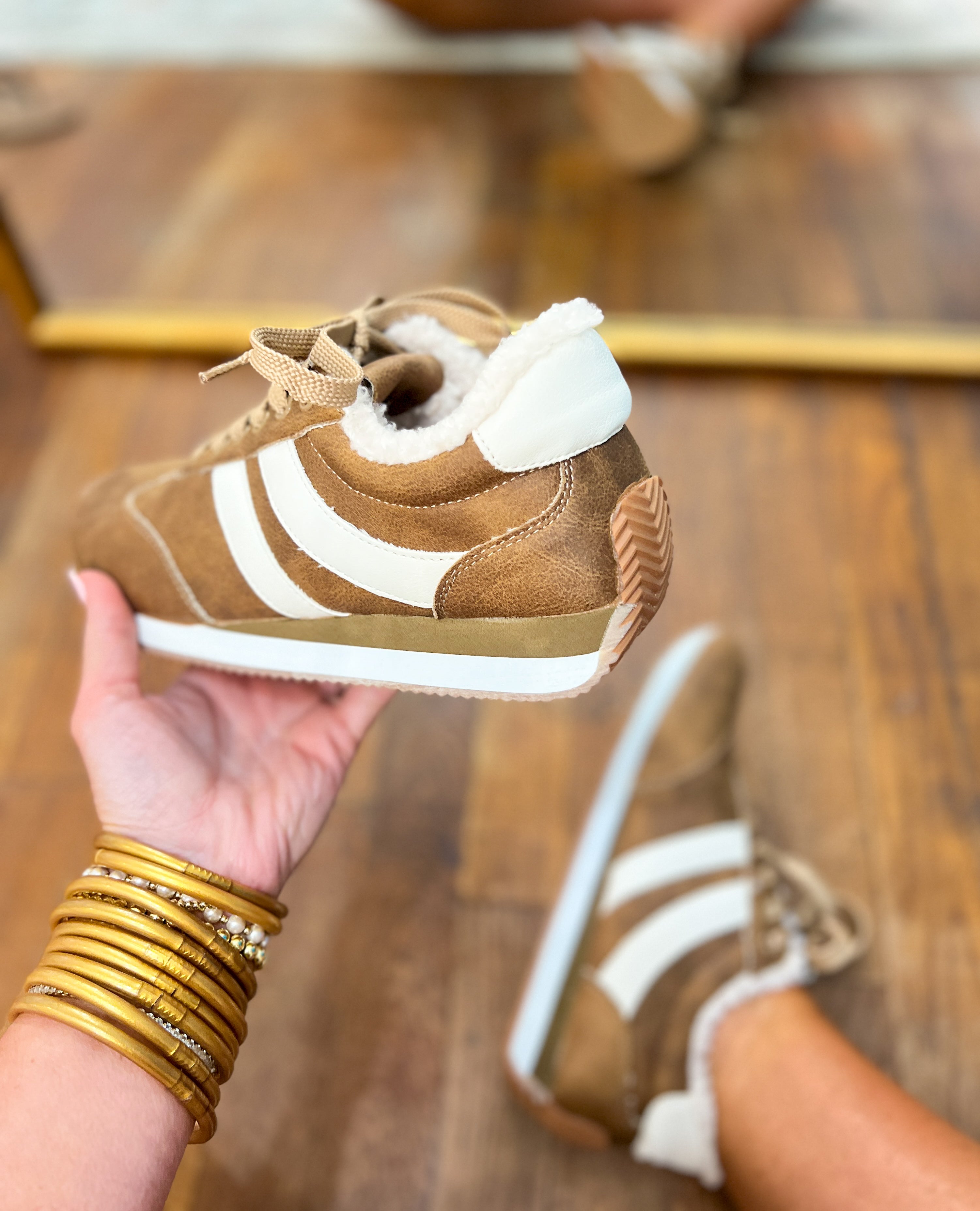 Corkys| Jet Lag Sneaker - Washed Cognac