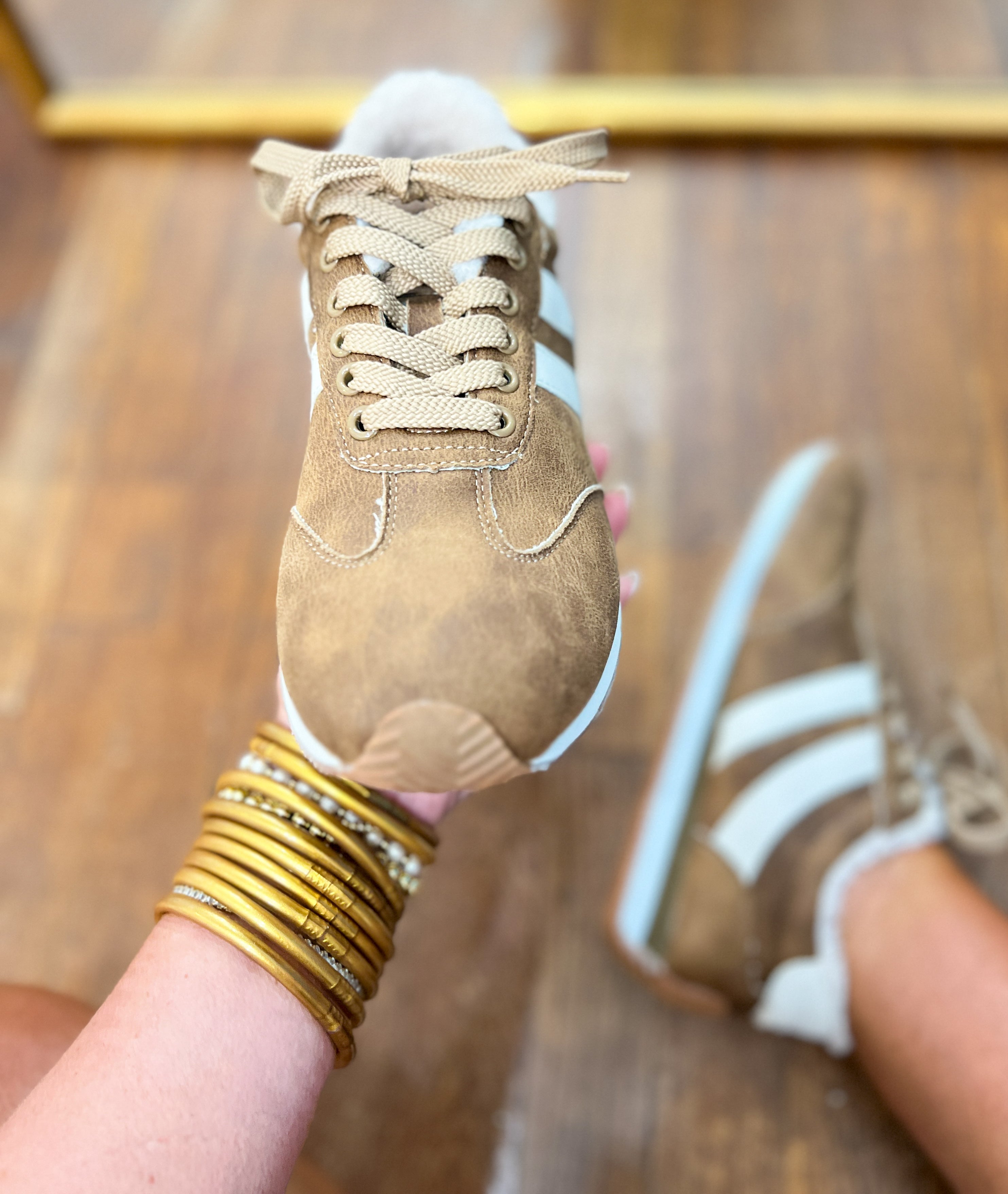 Corkys| Jet Lag Sneaker - Washed Cognac